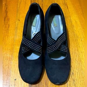 Women’s navy blue studded strap faux-suede wedges, size 37